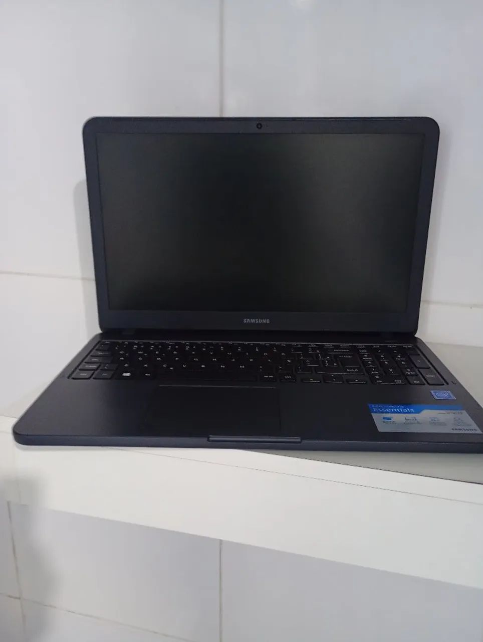 Notebook Samsungo com 3 meses de garantia! Muito bom para estudar... - Foto 3