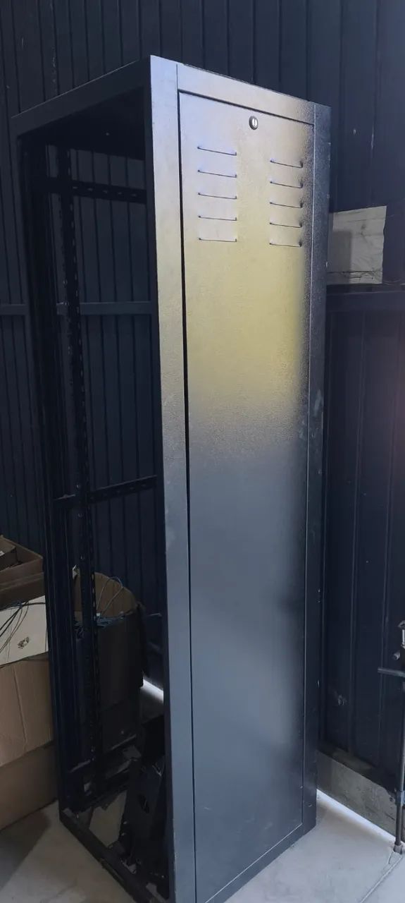 RACK PARA SERVIDOR