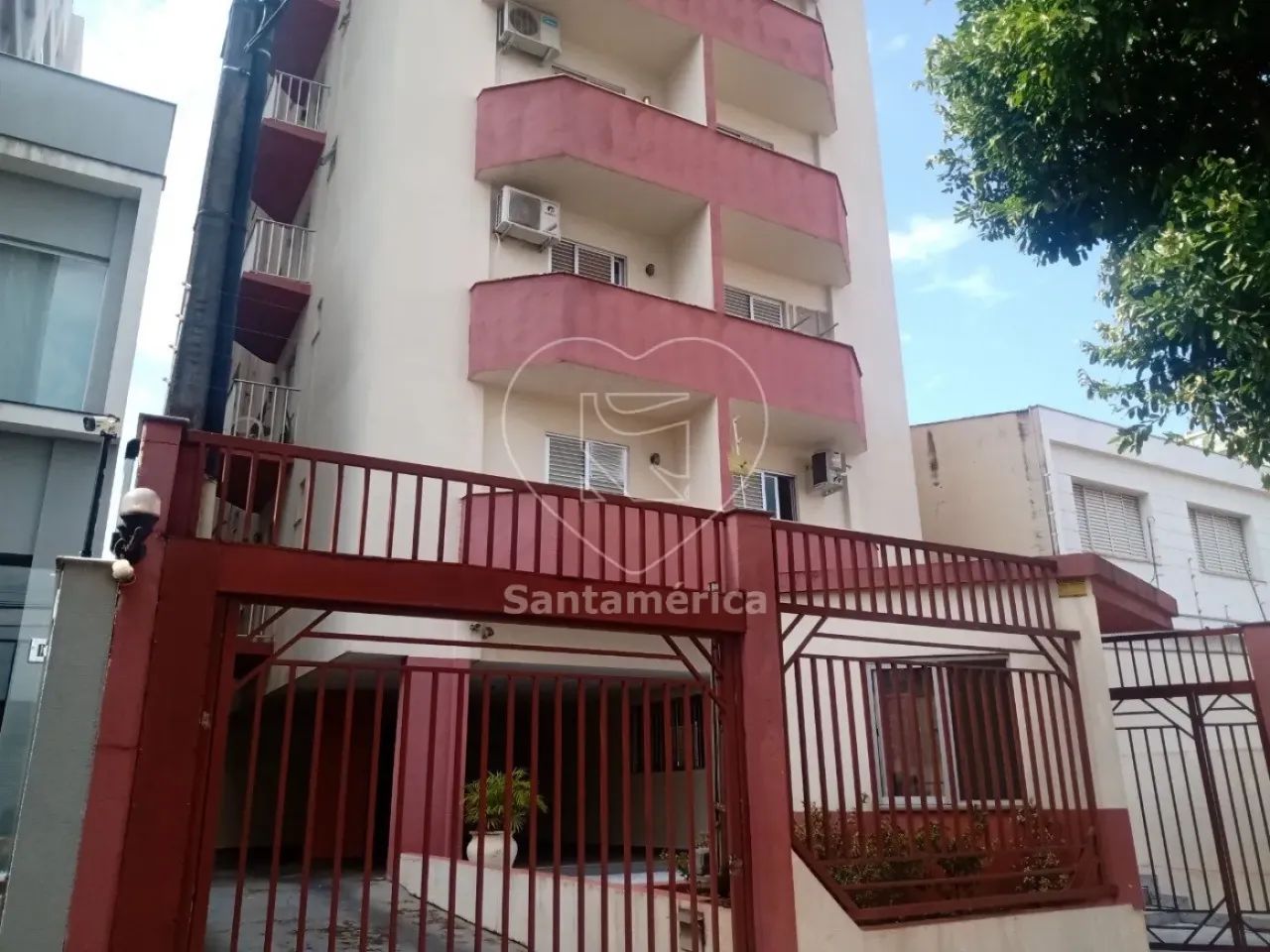 Apartamento para alugar no edifício Aruba, região Central de Londrina