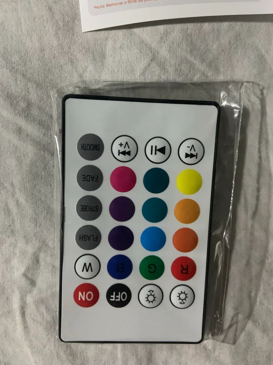 Lâmpada inteligente com controle múltiplas cores  - Foto 2