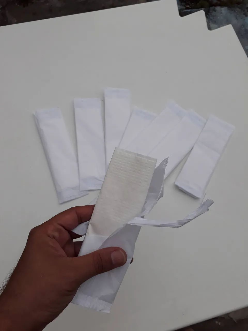 Sachê com 2 Guardanapos Premium 30x20cm! Higiene, Absorção e Carinho para seu Cliente! - Foto 3