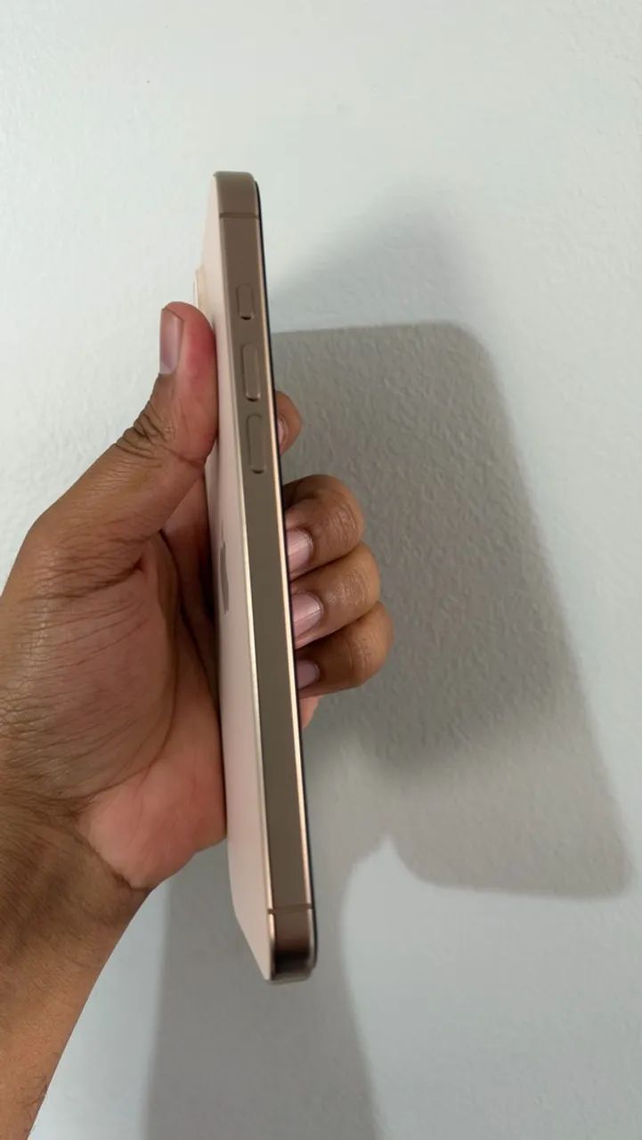 iPhone 16 Pro Max 256 - Foto 5
