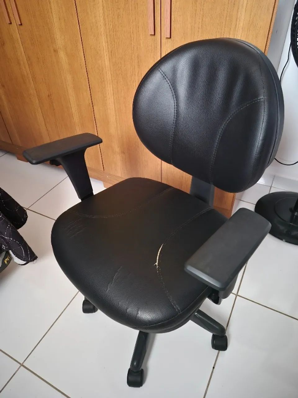 Cadeira Executiva Back System - Plaxmetal (Couro)