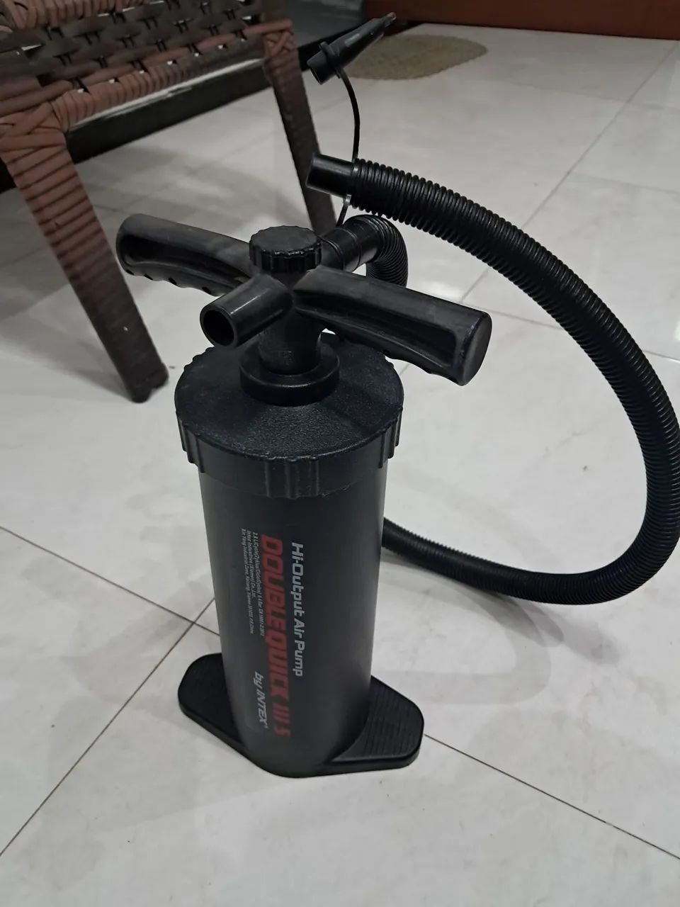 Bomba para encher colchão emflavel 