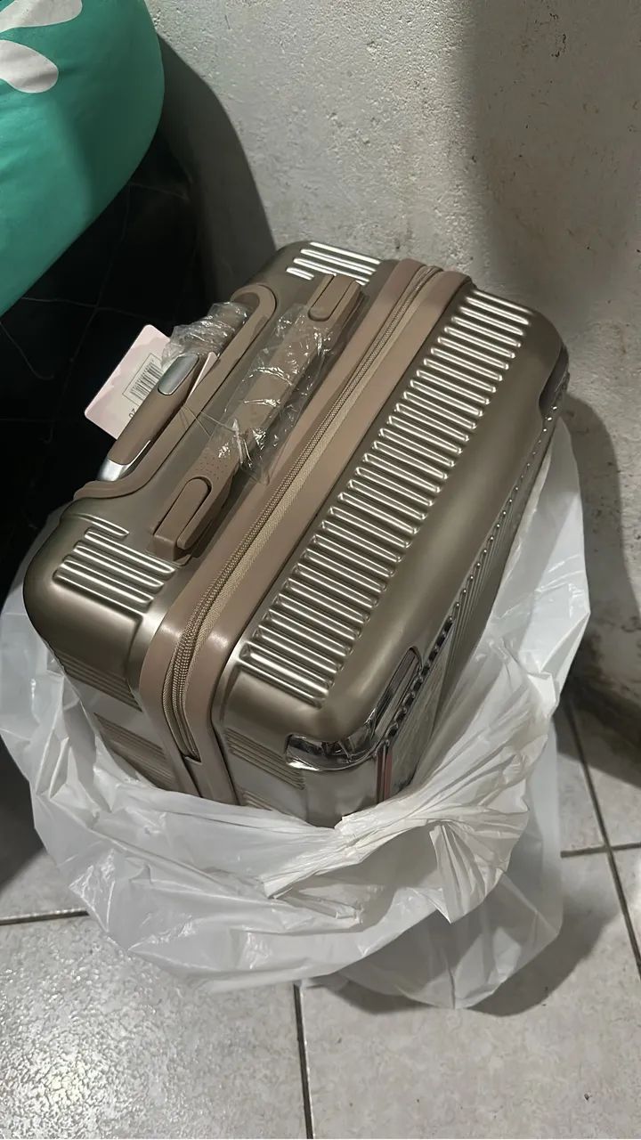 Mala nova/ nunca usada