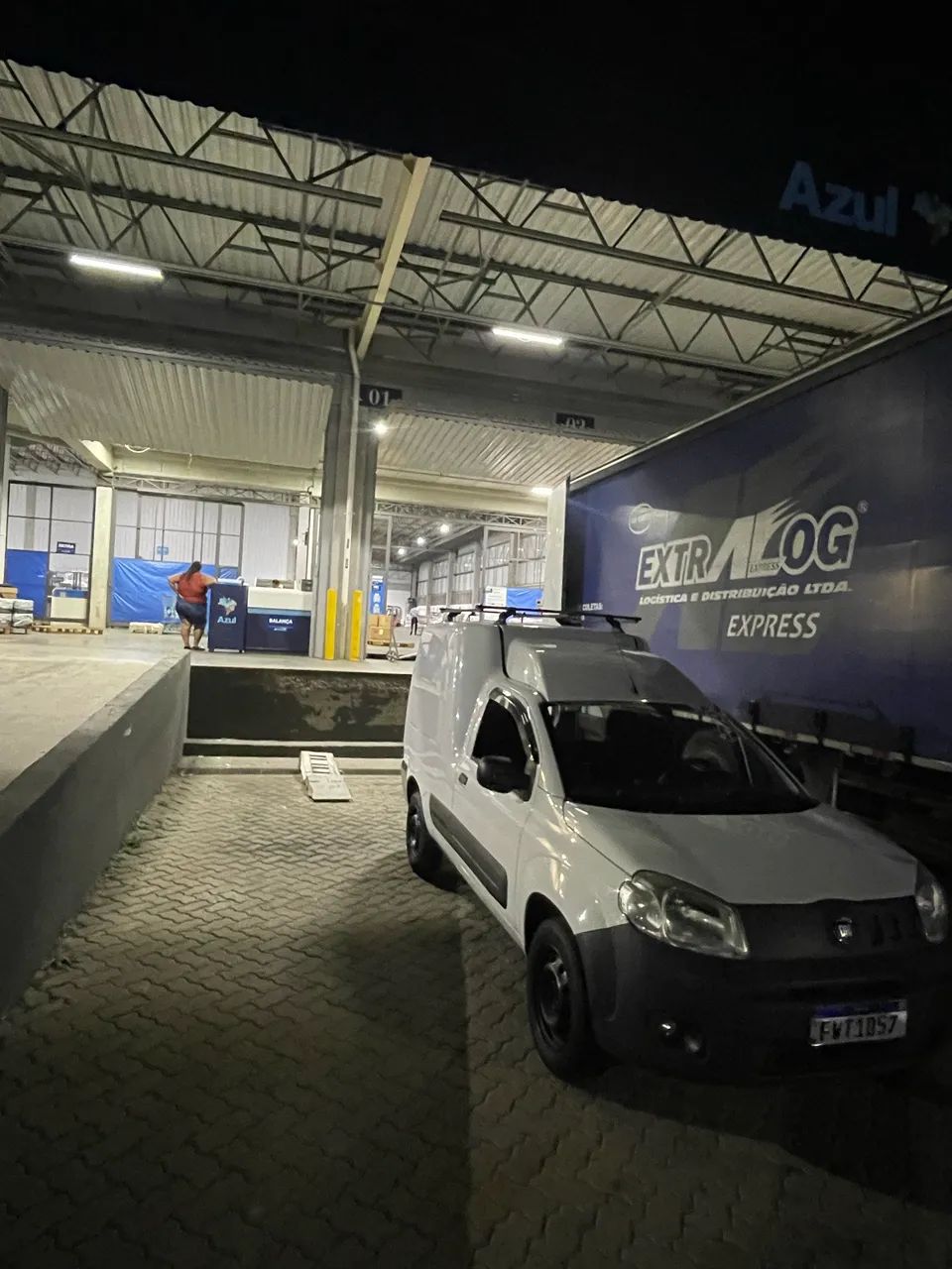 EMS Express | Fretes e Entregas com Fiorino - Foto 4