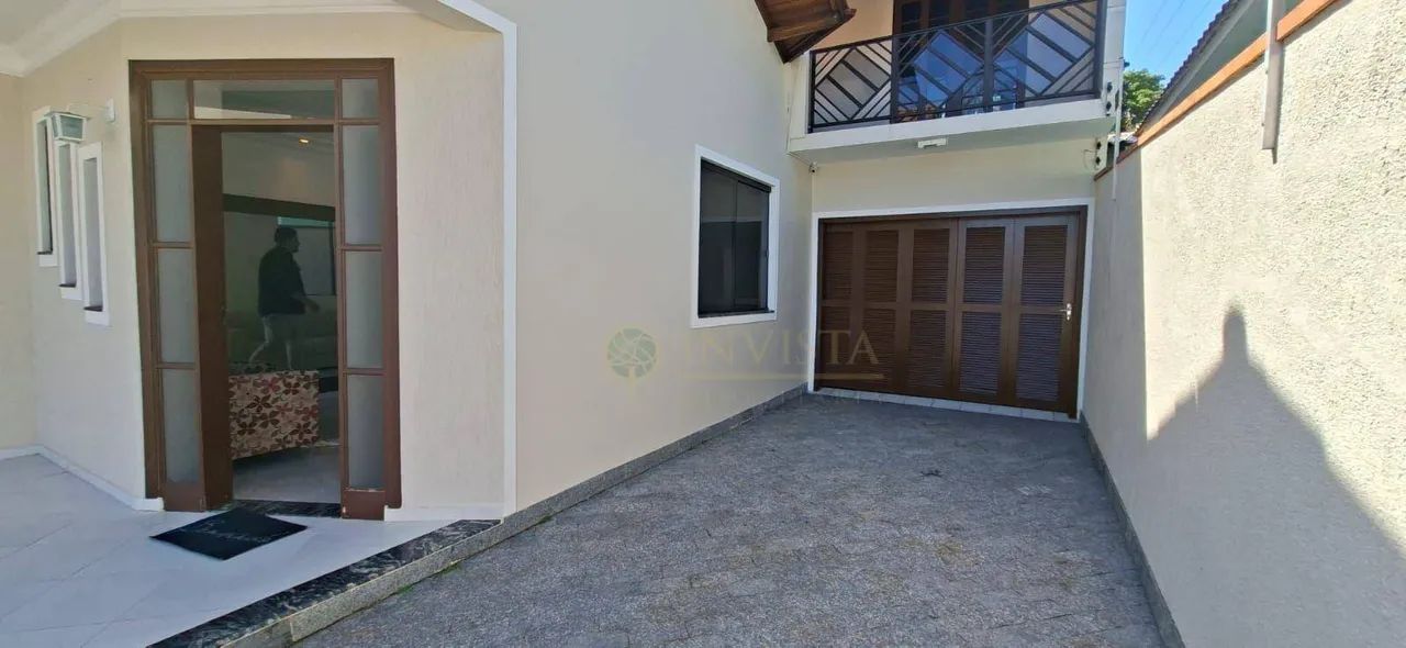 Casa com 4 quartos e 3 vagas para Alugar em São José/SC! - Foto 5