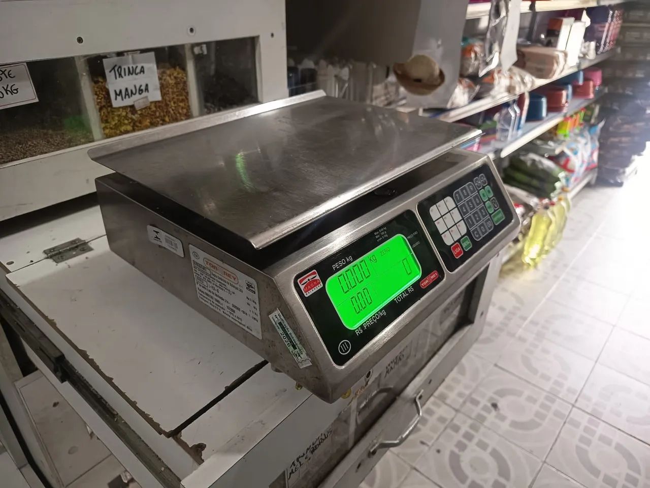 Vendo balança Magna com bateria