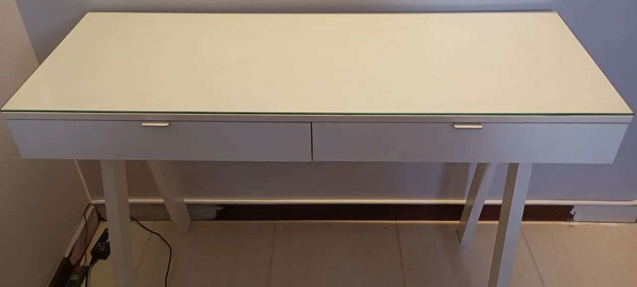 Mesa de escritório/ Penteadeira - Foto 4