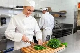 Ajudante de Cozinha 
