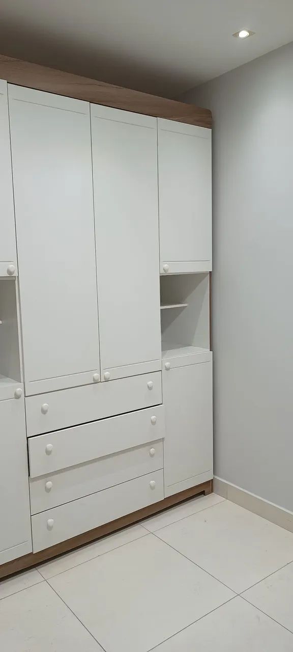 Vendo guarda roupa em bom estado 