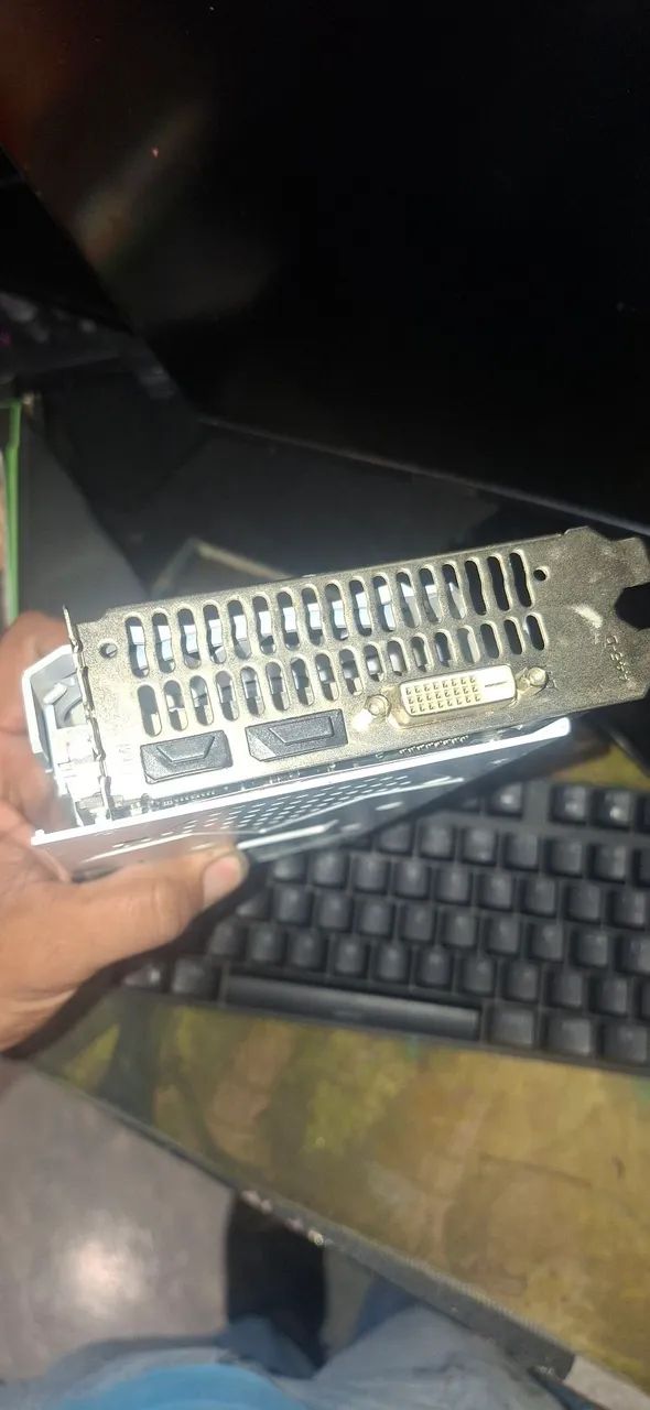 Placa de video Rx 580 sjs  - Foto 3