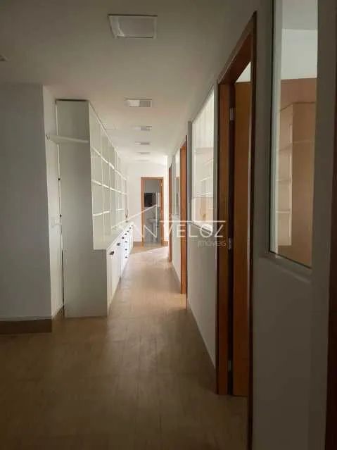 Sala : / Comercial / Catete