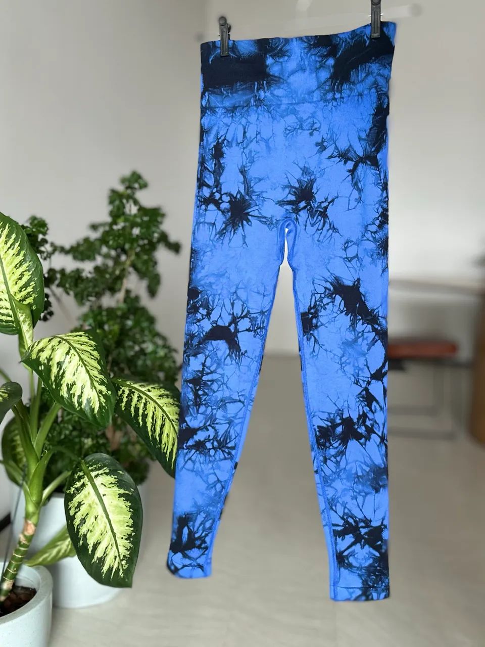 Calça legging Academia P/ M, Roxa e Rosa levanta bumbum - Foto 2