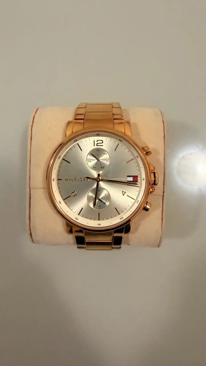Relógio Tommy Hilfiger Dourado Inox