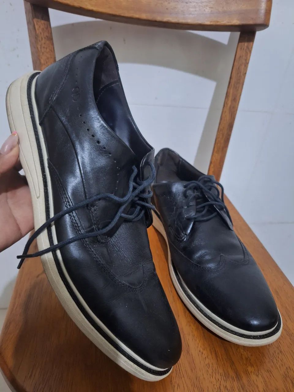 Sapato democrata 42 semi novo 