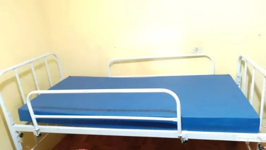 CAMA HOSPITALAR SEMI NOVA - Foto 2