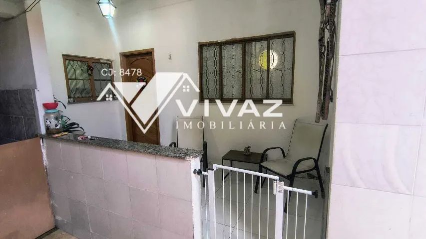 Ótima Casa com 2 quartos sendo um suíte, Varanda e Quintal em Pilares