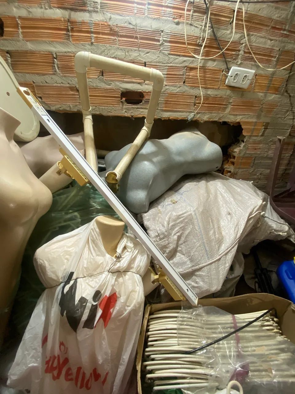 Materiais para sua loja de roupas  - Foto 5
