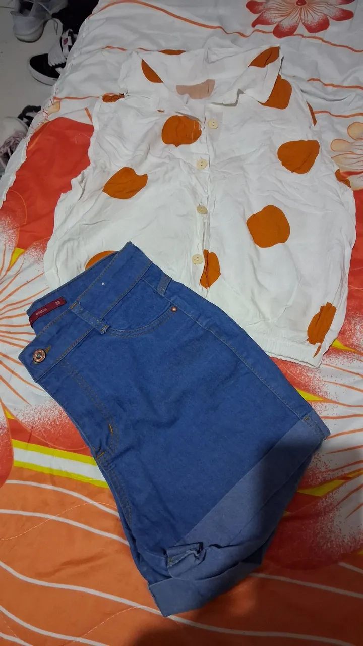 Blusa e shorts jeans os dois R$10,00 - Foto 2