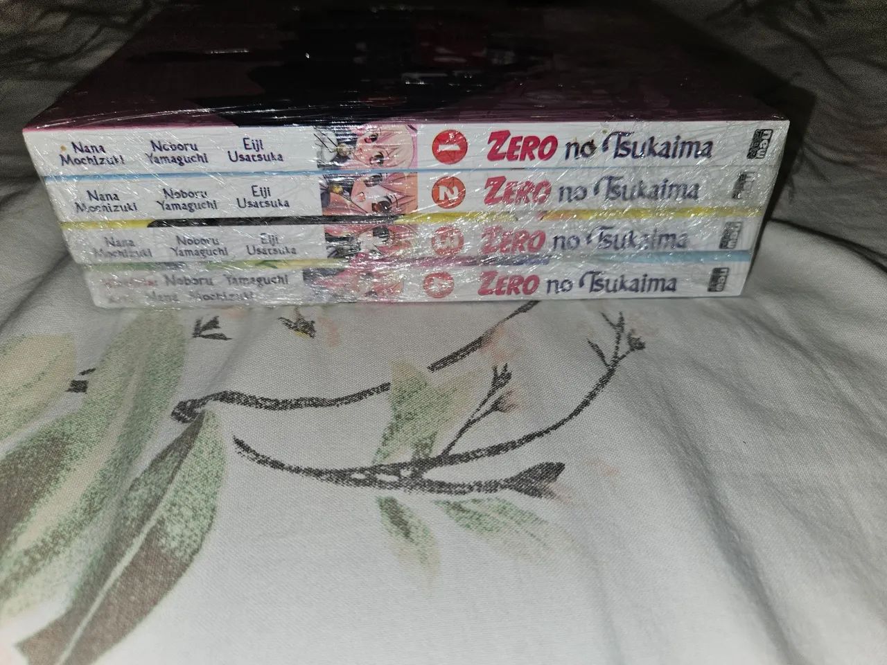 Mangá Zero No Tsukaima 1 ao 4 - Foto 3