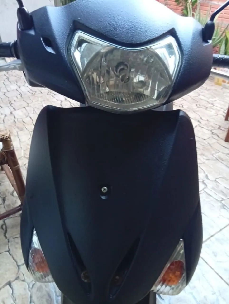Vendo moto lead bem conservada ano 2012 pneus novos documentação em dia kl 46631
