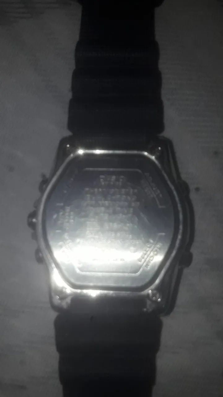 VENDO RELOGIO CASIO EDIFICE EFA - 120 -  NOVISSIMO - Foto 2
