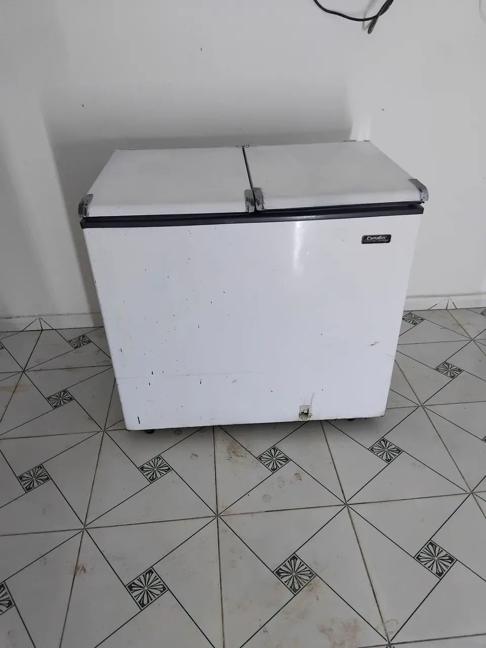 Freezer horizontal 300L 