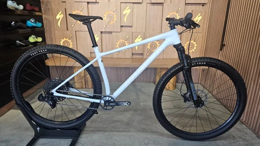SPECIALIZED CHISEL HARDTAIL