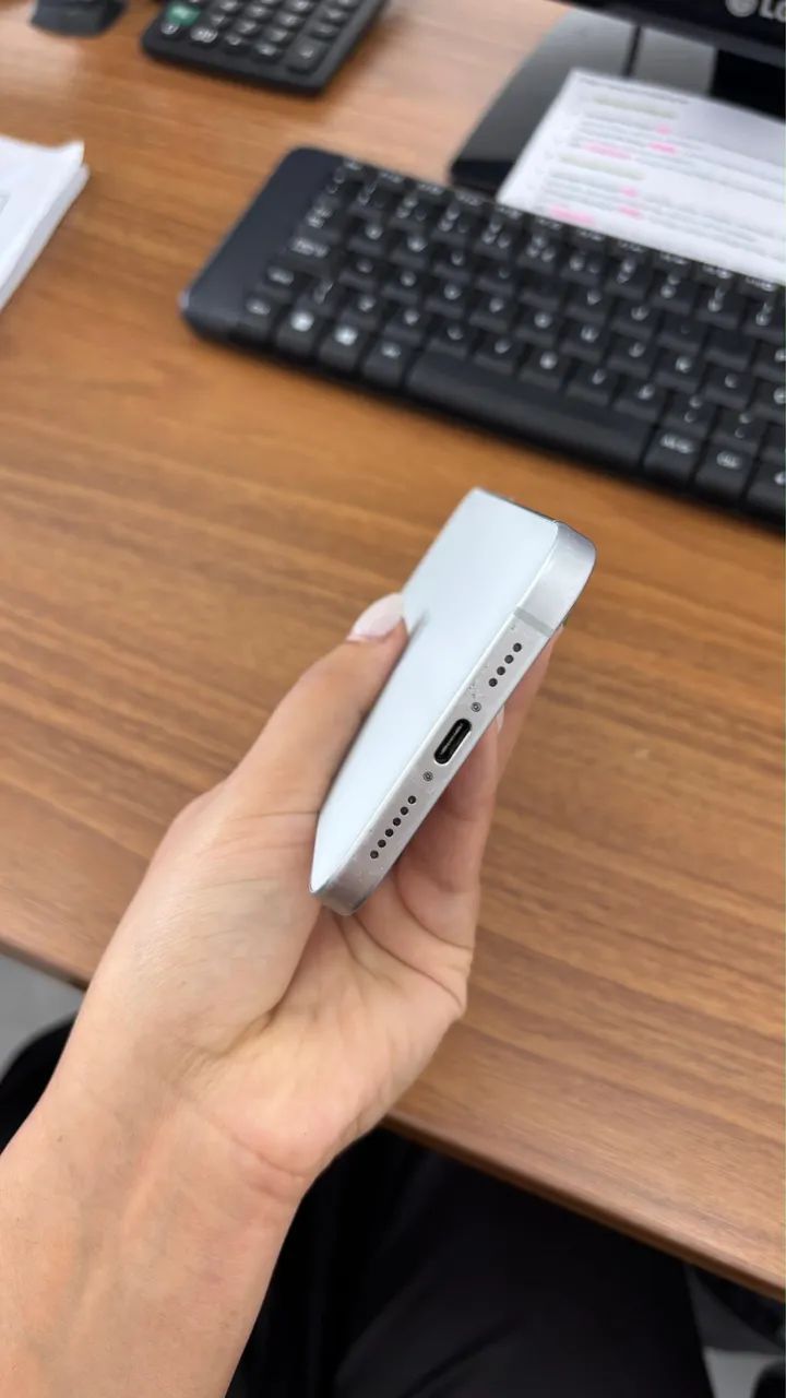 iPhone 15 Plus - Foto 4
