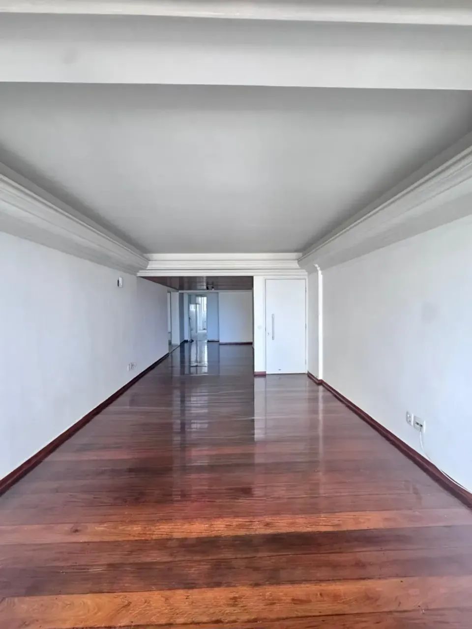 4 QUARTOS, AMPLO APARTAMENTO -  NASCENTE COM VISTA MAR - Foto 4