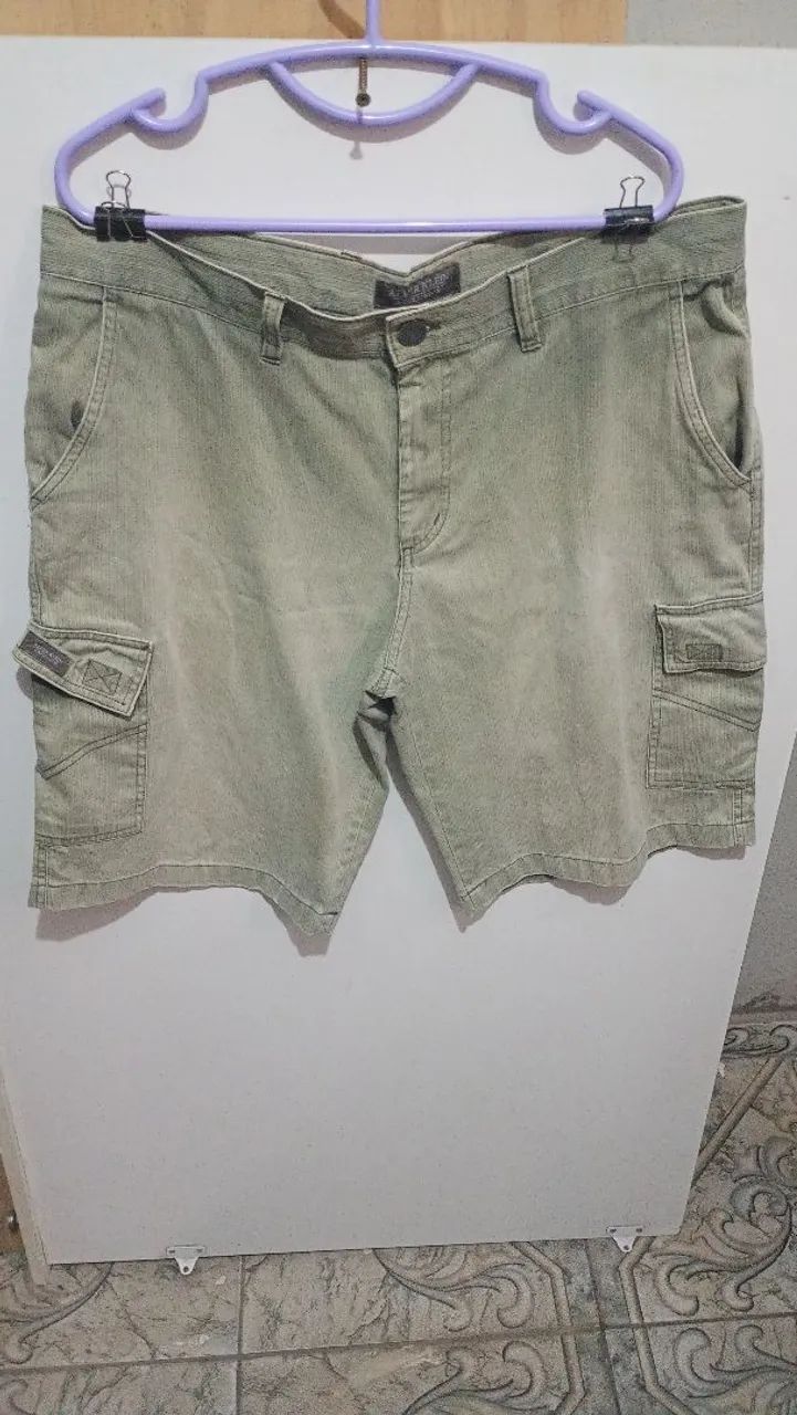 Bermuda masculina cargo tamanho 48.