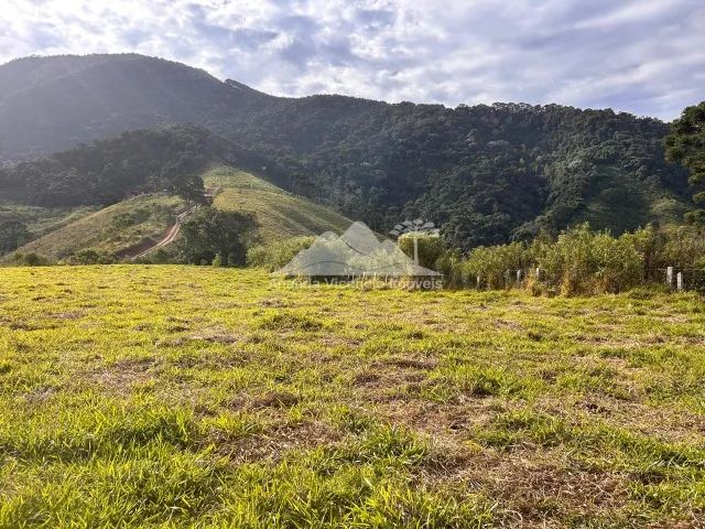 Belíssima Chácara de 5.000 m2 com platô de 3.500m2. Delfim Moreira MG - Foto 4