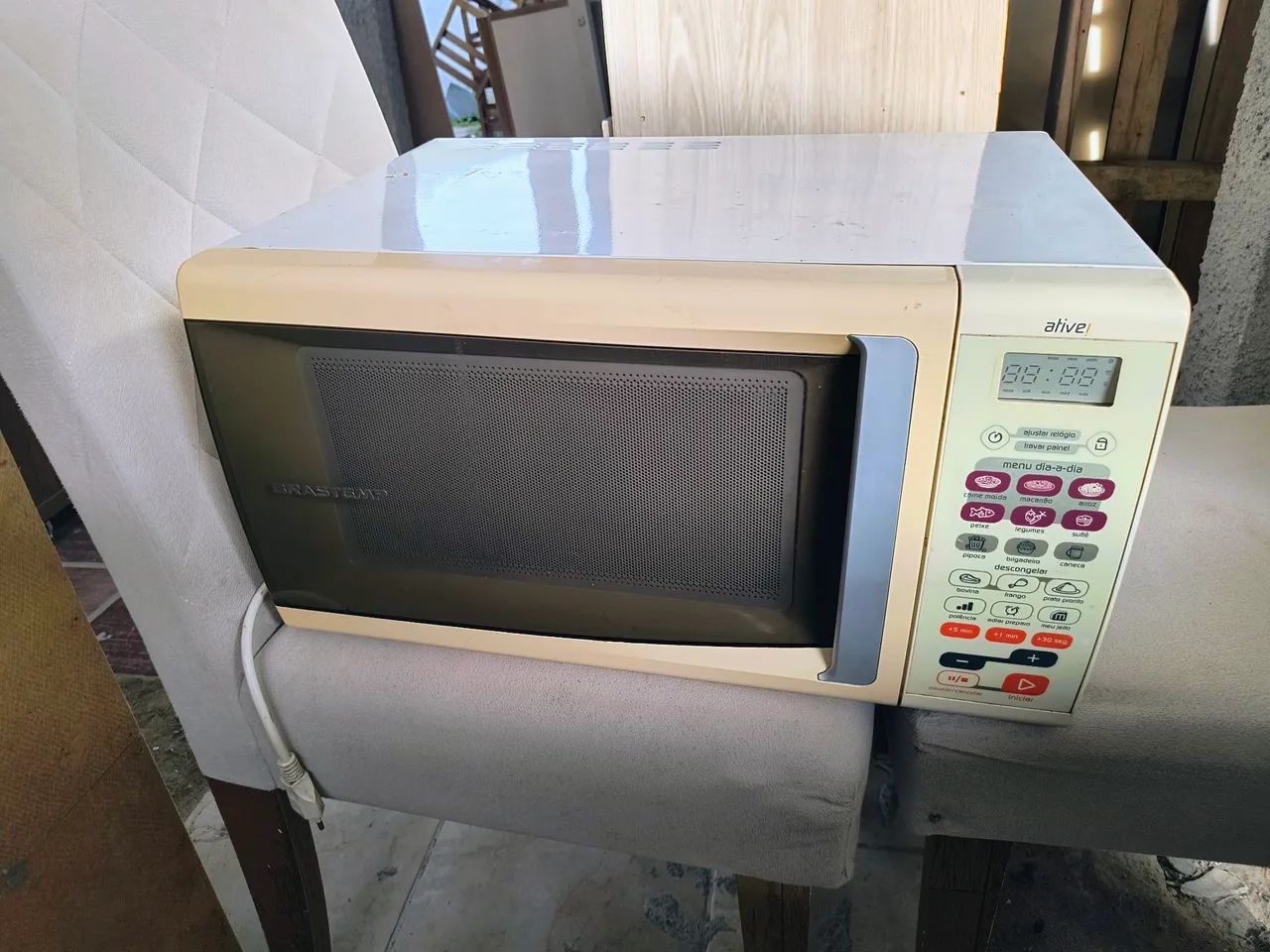 MICROONDAS BRASTEMP 
