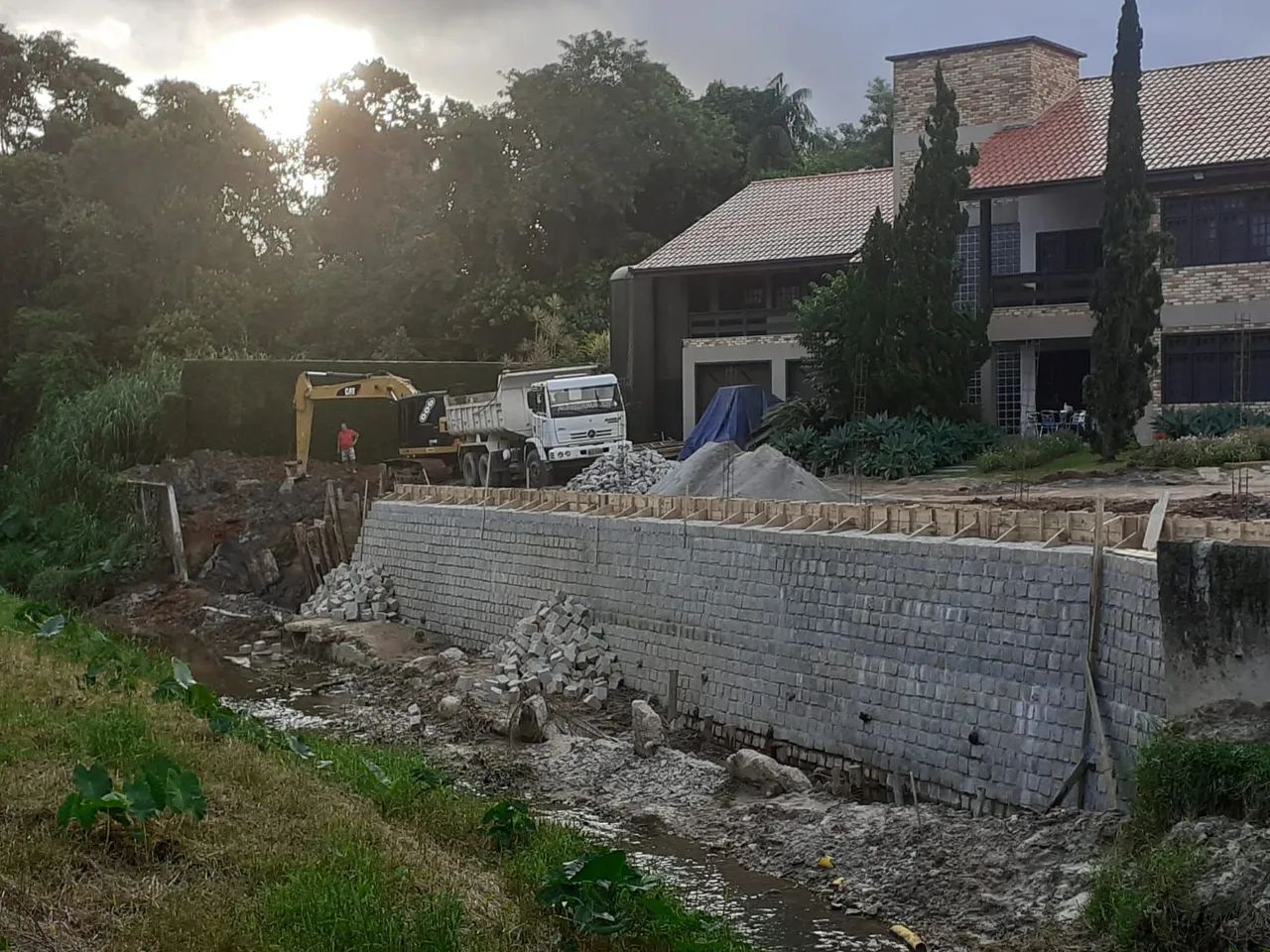 MURO DE CONTENÇÃO DE ARRIMO - Foto 2