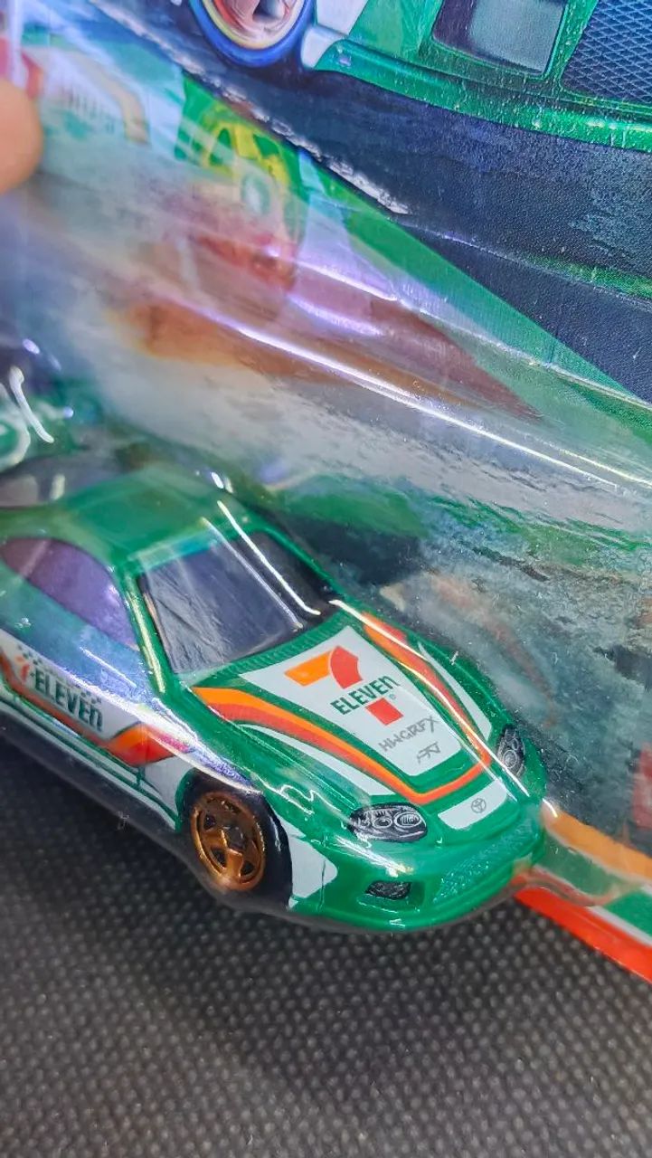 Lote Hot Wheels 10 miniaturas - Foto 3