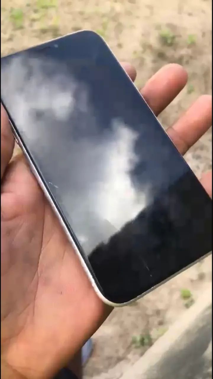 iPhone XR - Foto 5