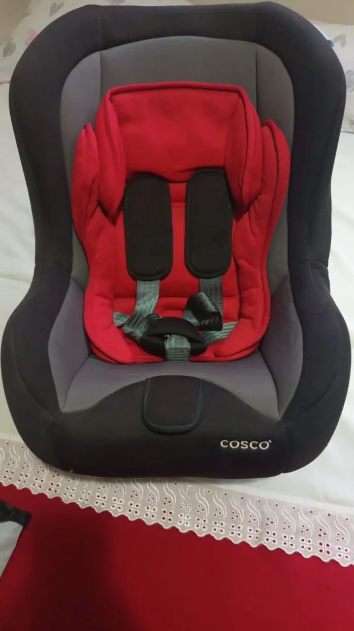 Cadeirinha de carro para criança 