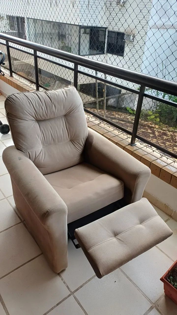 Poltrona Reclinavel / Amamentação / Otimo estado - Foto 2