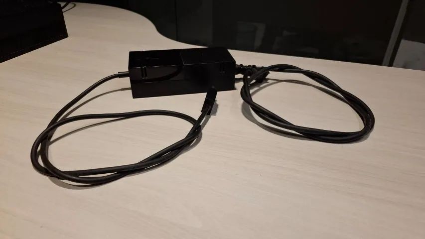 Xbox One Fat preto com 2 controles e Kinect com a caixa. - Foto 5