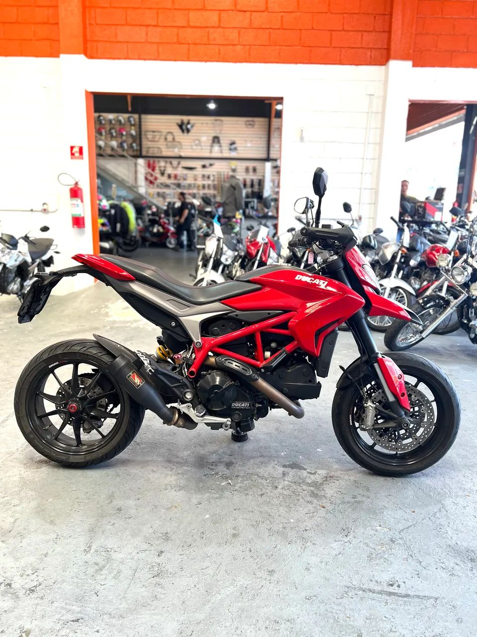 Ducati Hypermotard - Foto 2