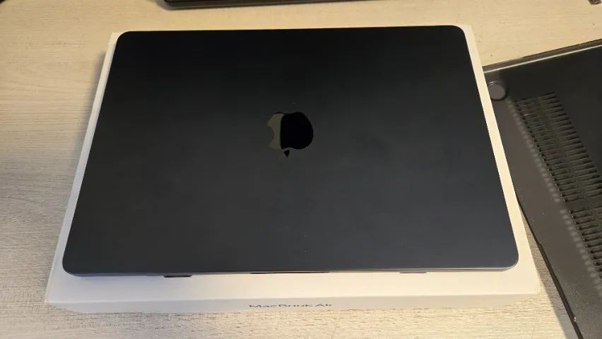 Macbook Air M2 13,6" 8Gb/256Gb Midnight - Foto 2