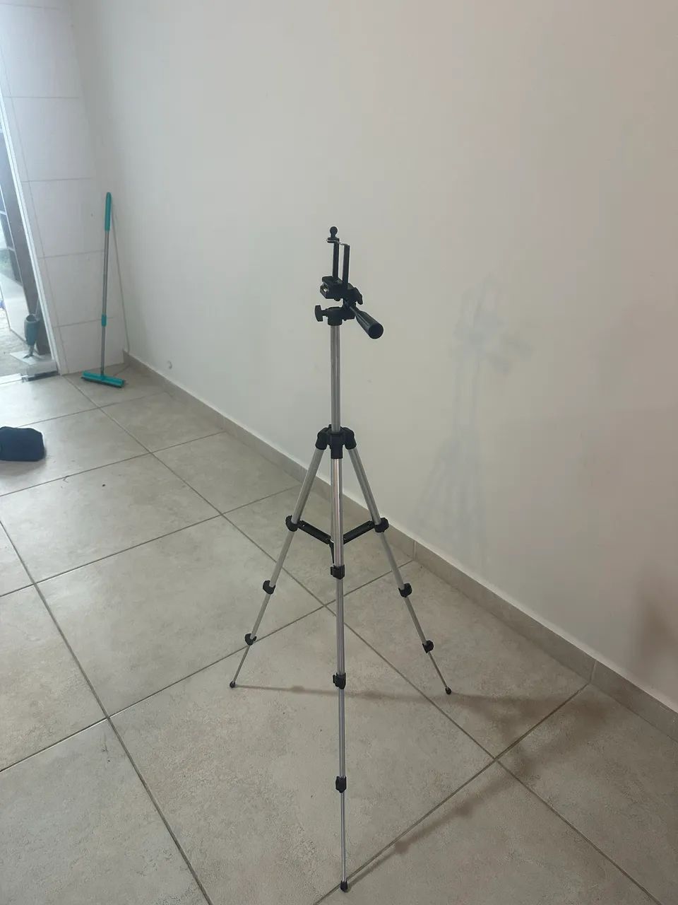 Tripé para celular  - Foto 2