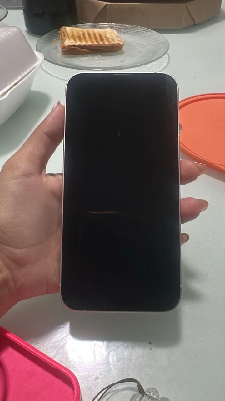 iPhone 13
