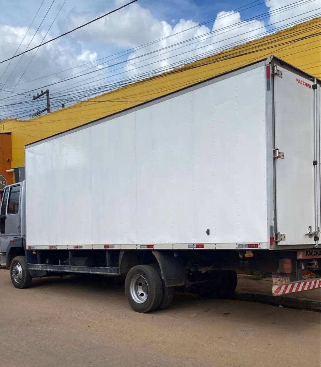 Ford Cargo 816  - Foto 2