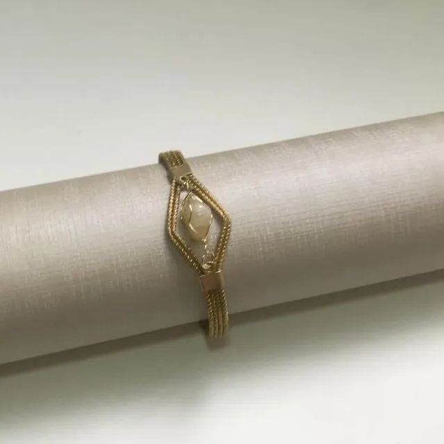pulseira capim dourado com pedra natural - Foto 2