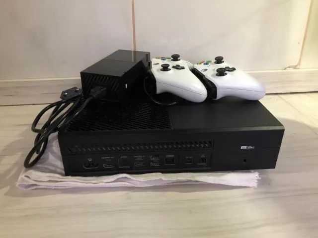 Xbox one + 2 controles - Foto 3