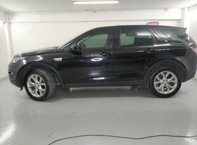 Land Rover Discovery HSE 2016 7 lugares a diesel. Teto de vidro. - Foto 9