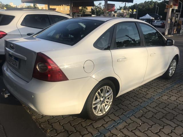 Focus Sedan 1.6 Mec Raridade! 2013 - Foto 4