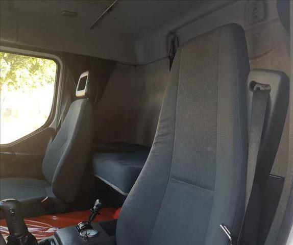Volvo VM 260 - Foto 4